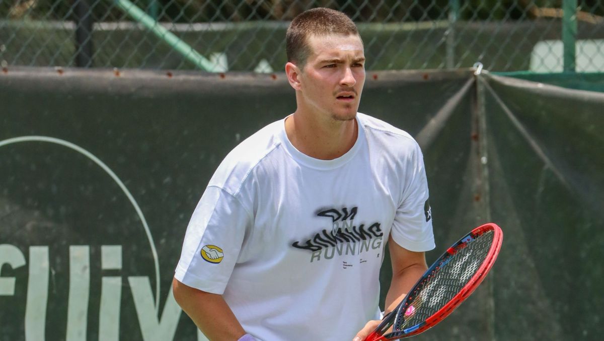 Por que João Fonseca raspou o cabelo antes de jogo contra Alcaraz em Miami