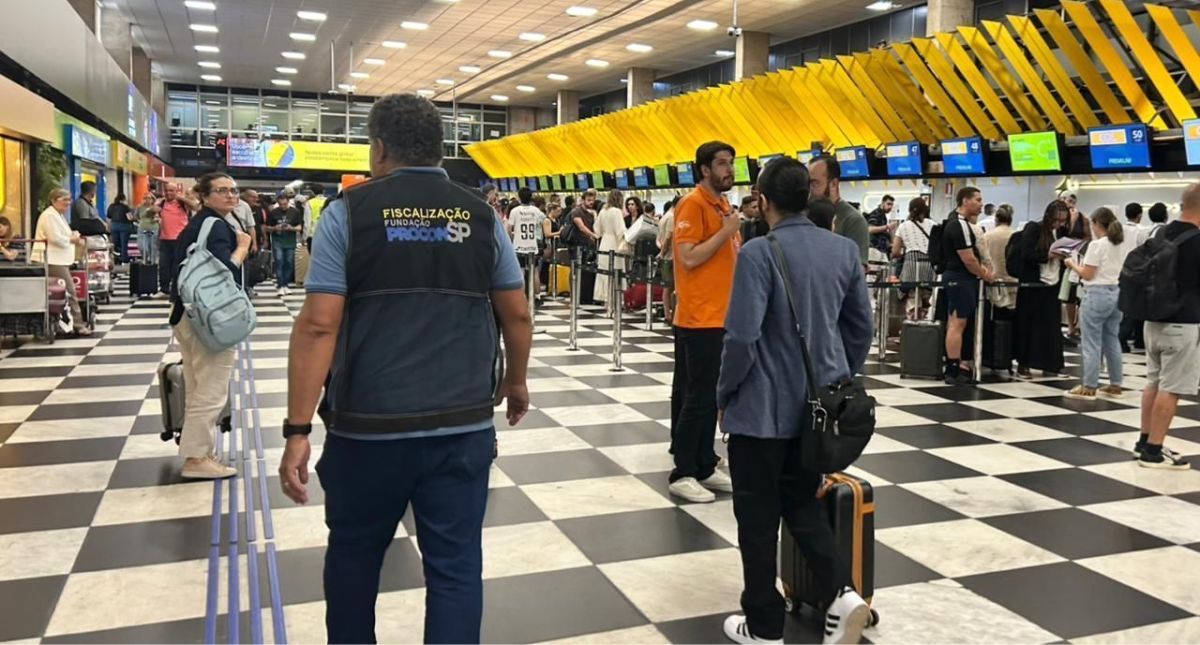 Procon realiza fiscalização em Congonhas após cancelamentos de voos em SP