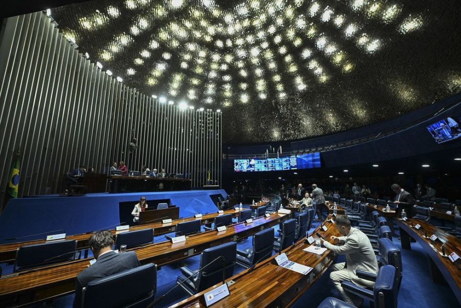 Senado deve votar PL Antifacção e Câmara mira avançar com PEC da Segurança