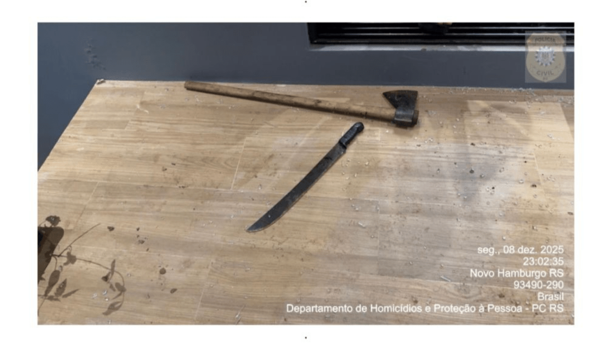 Vídeo: homem invade casa e ataca vizinho com facão no RS