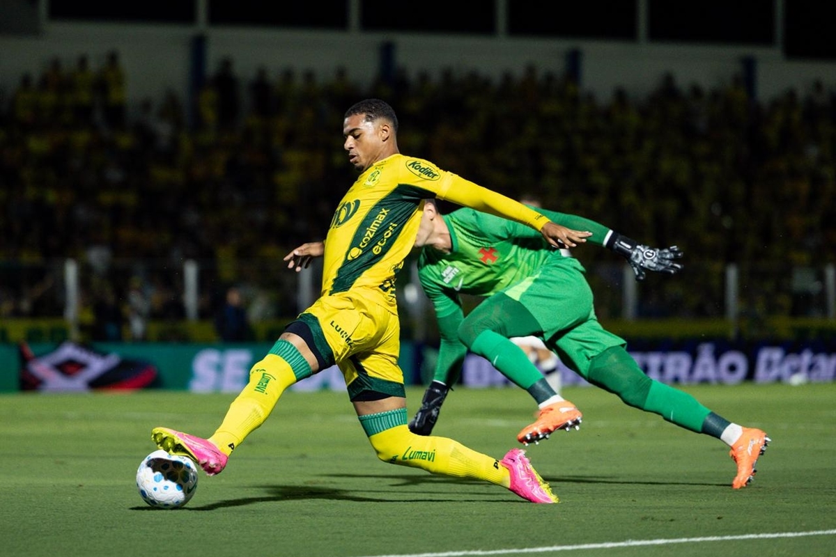 Brasileirão: confira os melhores momentos de Mirassol 2 x 1 Vasco. Veja o vídeo