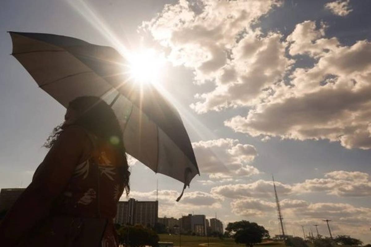 DF amanhece ensolarado, mas chuva e trovoadas são esperadas