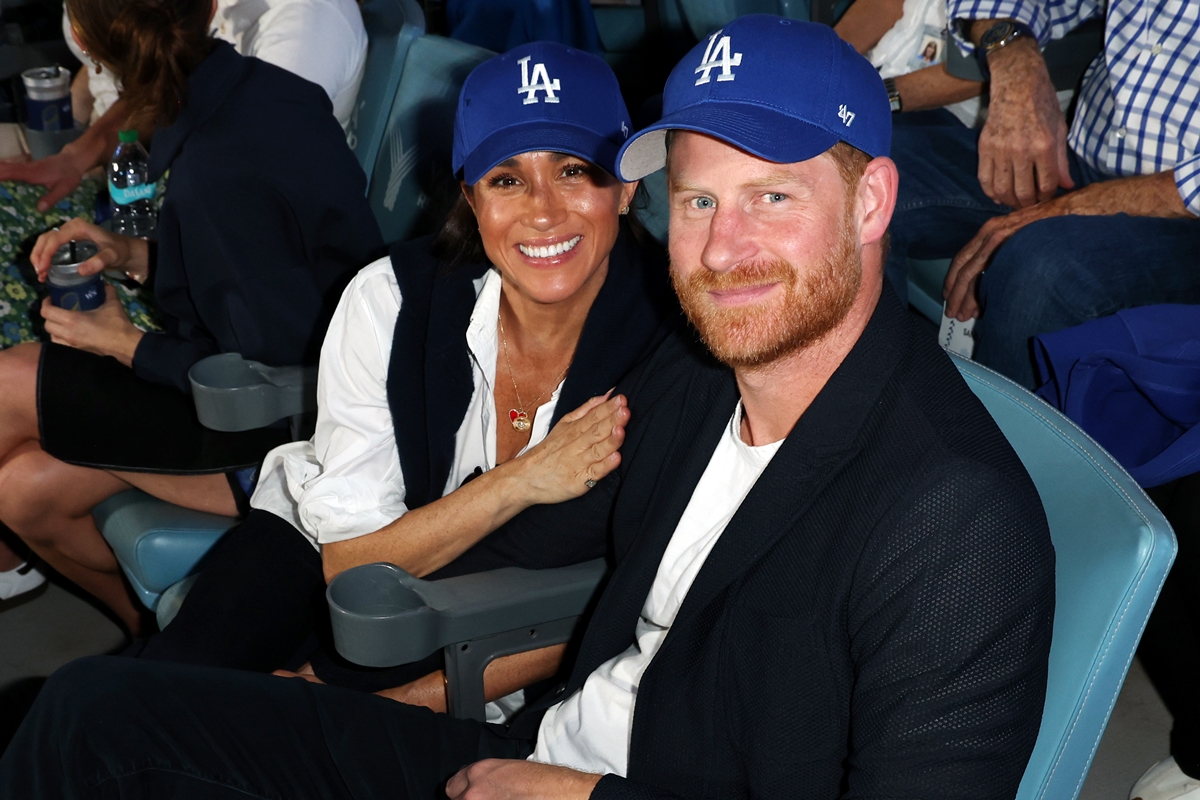 Harry passa o início de ano só e acende boatos de separação de Meghan