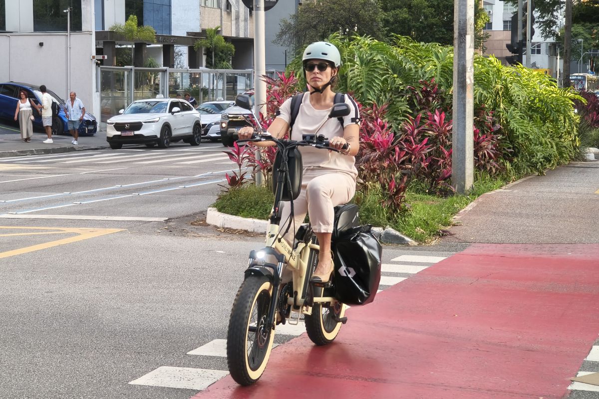 Novas regras para bike elétrica e ciclomotor já estão valendo. Entenda