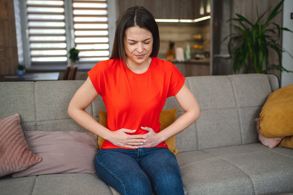 Nutricionista revela 3 alimentos para reduzir o desconforto abdominal