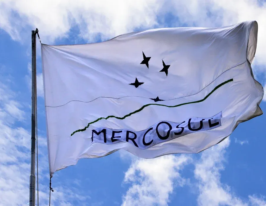 União Europeia aprova avanço do acordo comercial com o Mercosul após décadas de negociação