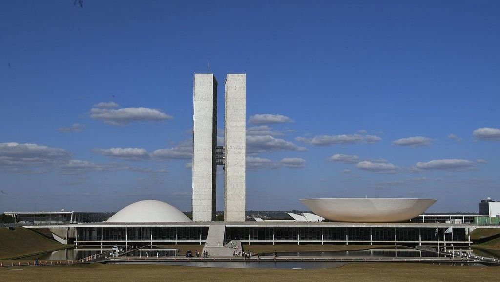 Análise: Redução da jornada 6×1 gera pressão por desoneração