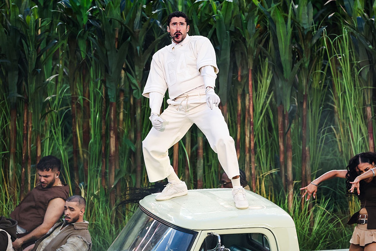 Deputada propõe conceder título de cidadão brasileiro a Bad Bunny