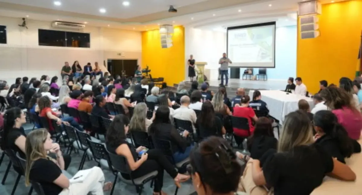 Gestores da educação alinham ações para acolhimento de alunos