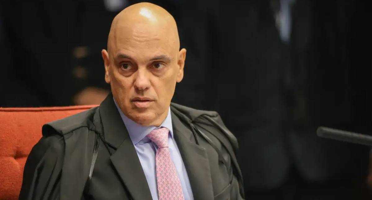 Alexandre de Moraes expede mandado de soltura que autoriza domiciliar a Bolsonaro