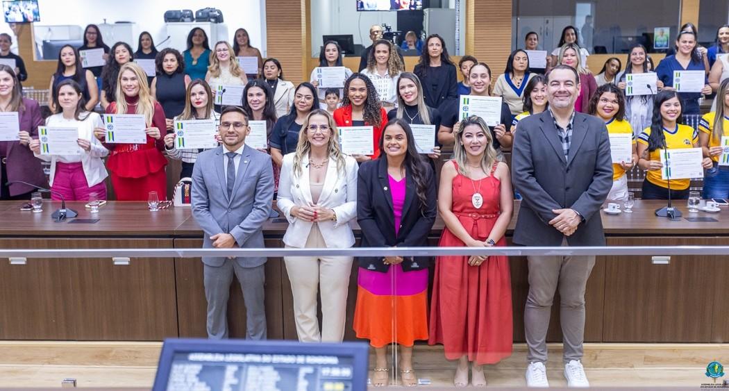 Assembleia Legislativa realiza sessão solene em homenagem às mulheres