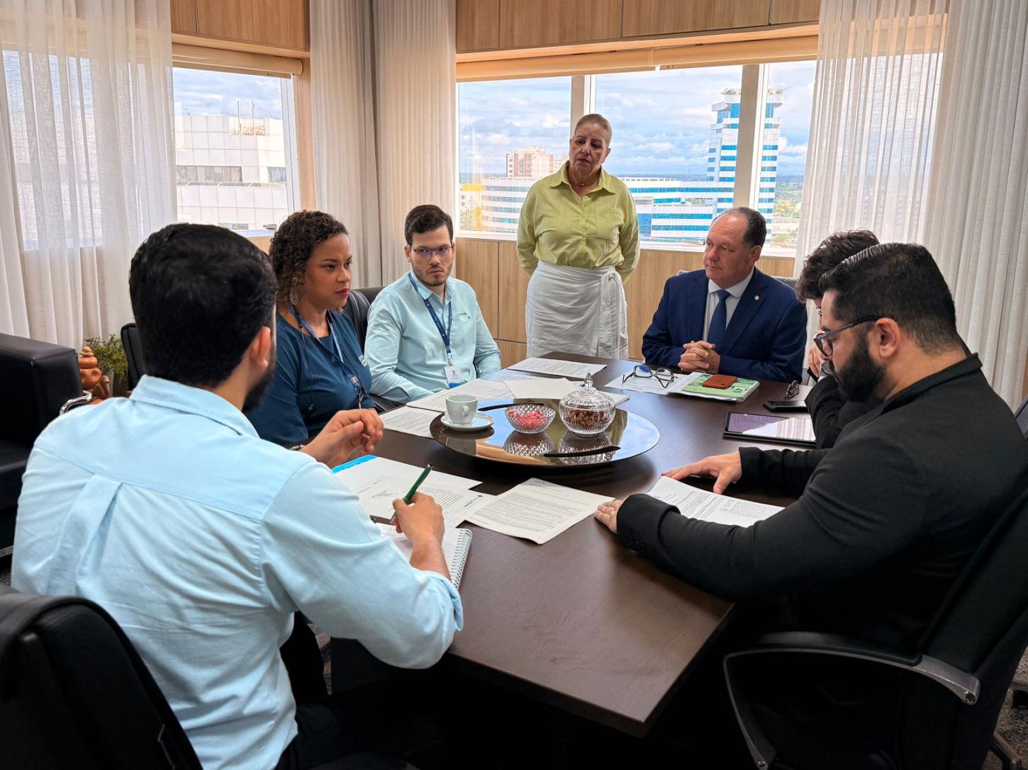 Deputado Pedro Fernandes recebe equipe da OCB para tratar de demandas do cooperativismo em Rondônia