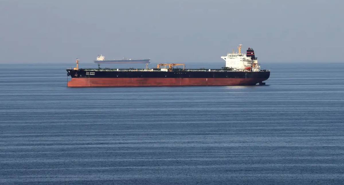 Irã autoriza trânsito de navios “não hostis” pelo Estreito de Ormuz
