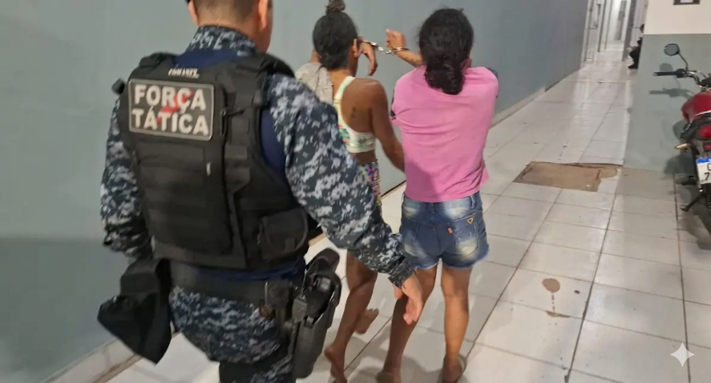 Mãe e filha são presas com drogas em operação da Força Tática na Vila Princesa
