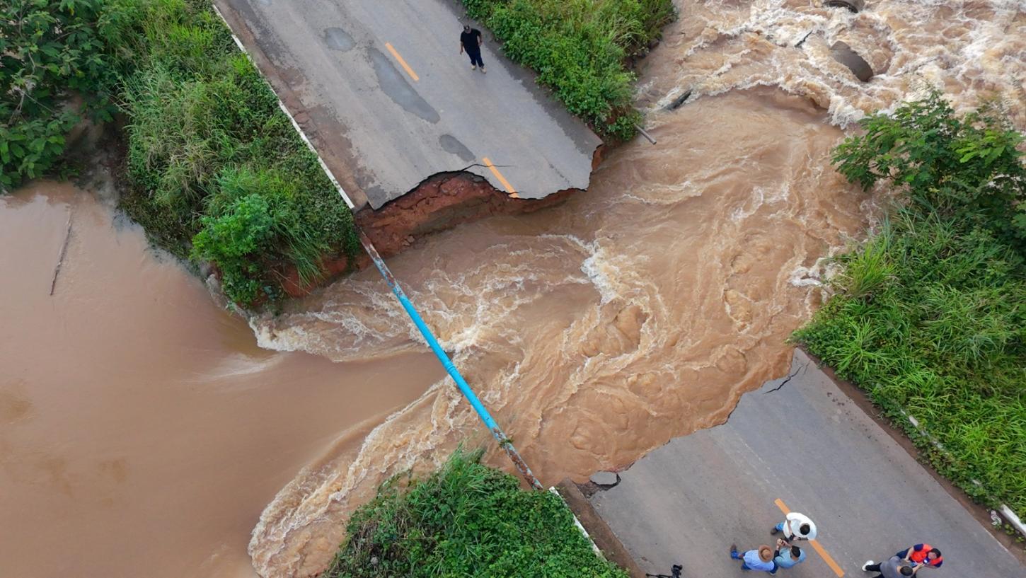 Obra de ponte sobre o igarapé Bate Estaca avança para fase final
