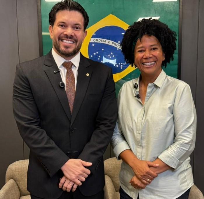 Sílvia Cristina se reúne com deputado relator da PEC 47 da transposição na CCJ da Câmara