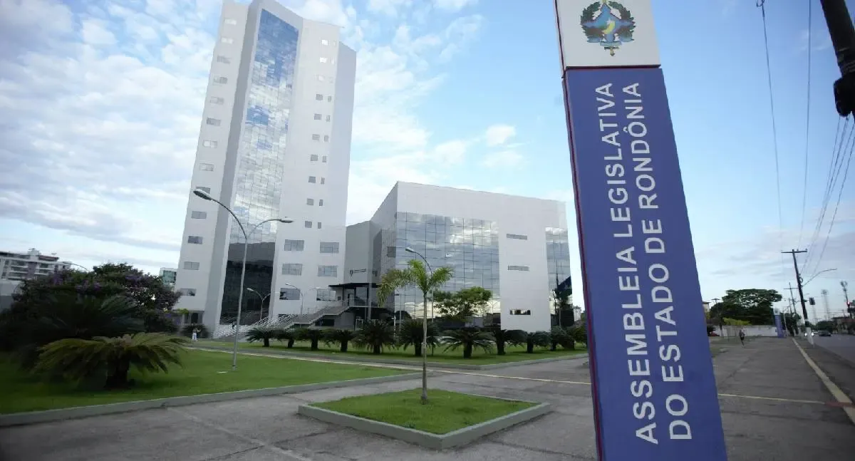 Assembleia realiza audiência pública sobre proteção animal em Rondônia por iniciativa de Ieda Chaves