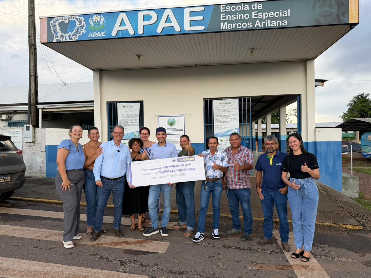 Dr. Fernando Máximo destina R$ 50 mil para a APAE de Colorado do Oeste