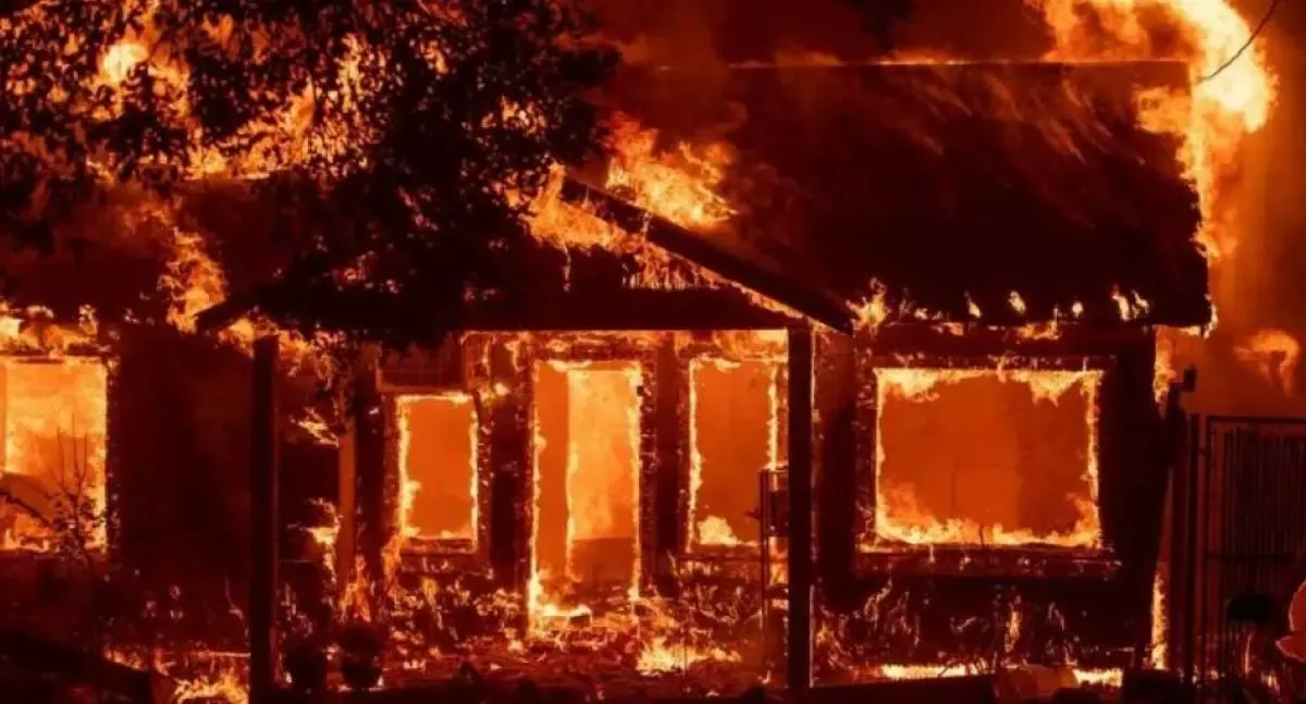 Incêndio em motocicleta de luxo atinge residência em RO