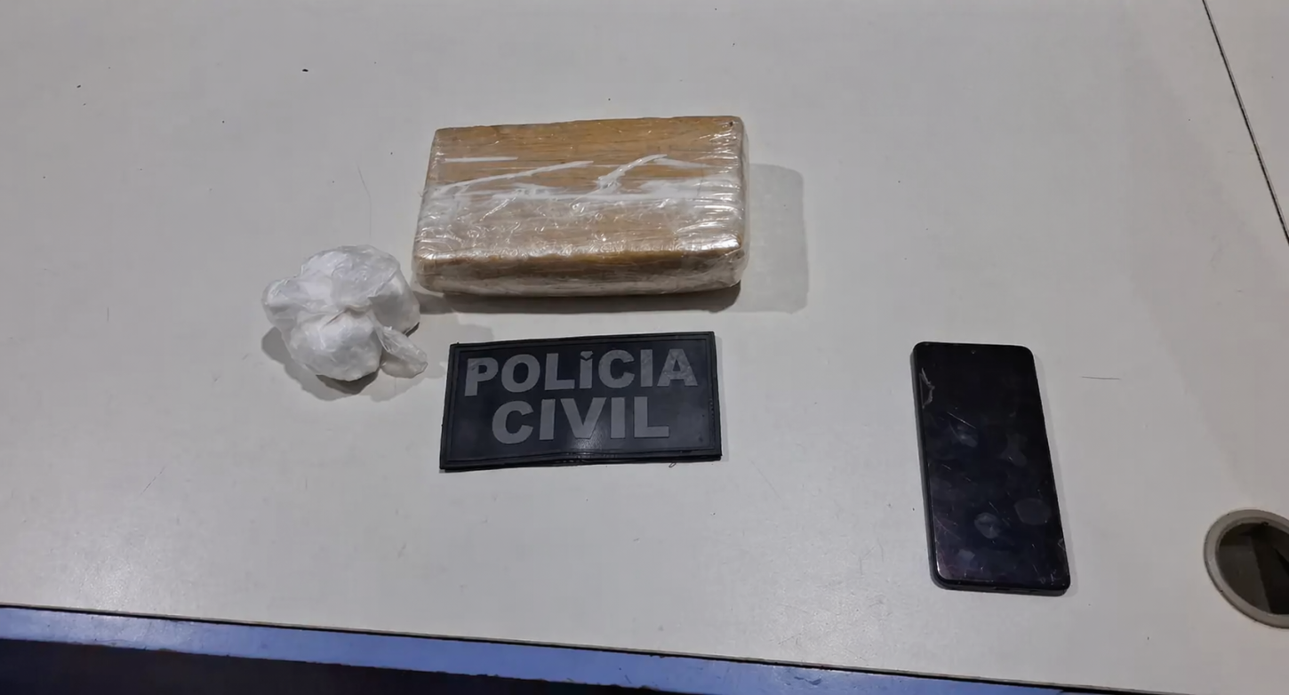 Jovem de 19 anos foi preso em flagrante com maconha durante abordagem na BR-364