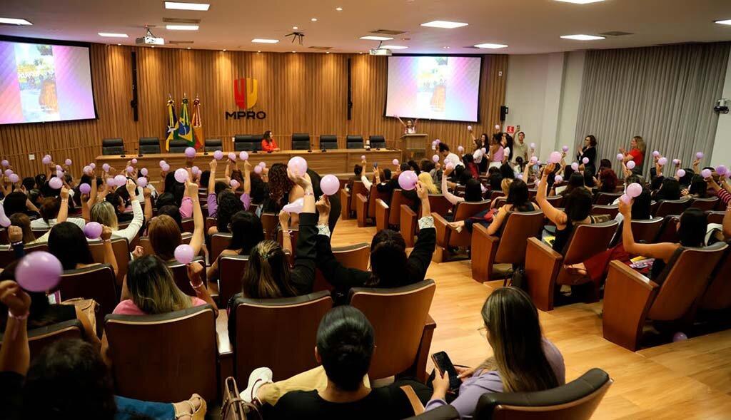 MPRO promove oficina para formação de multiplicadoras em projeto contra violência de gênero; conheça serviços de atendimento