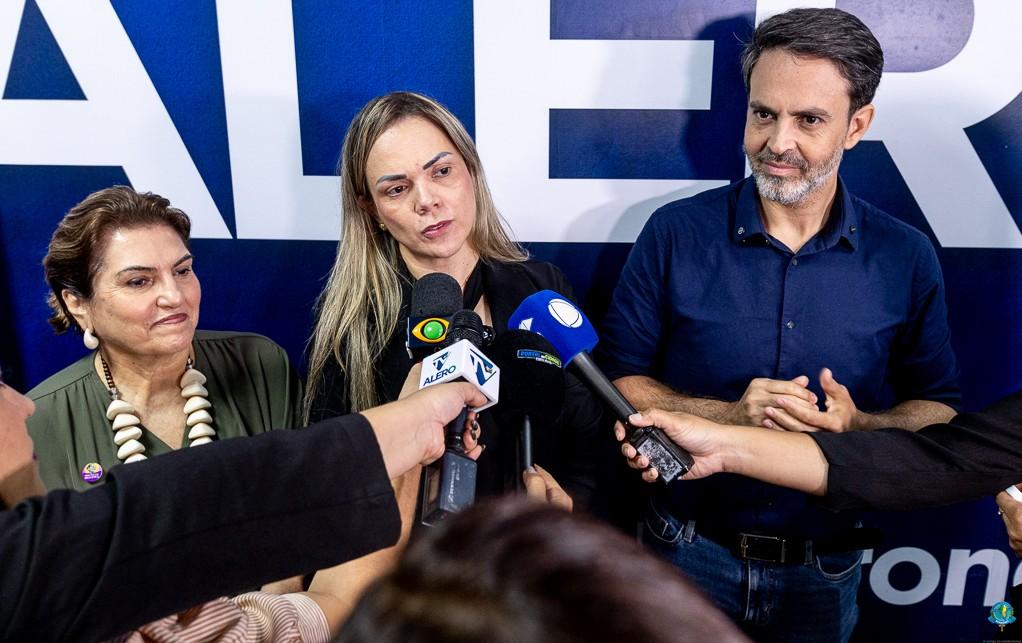 Alero recebe ministra das Mulheres para tratar da Casa da Mulher Brasileira