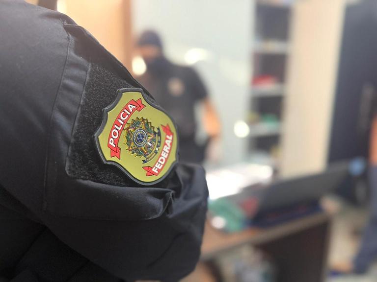 Homem é preso em flagrante por porte ilegal de arma de fogo em Rondonópolis/MT
