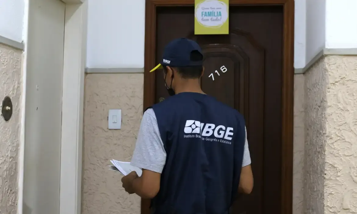 IBGE abre novo processo seletivo com 1,4 mil vagas temporárias; inscrições já estão abertas