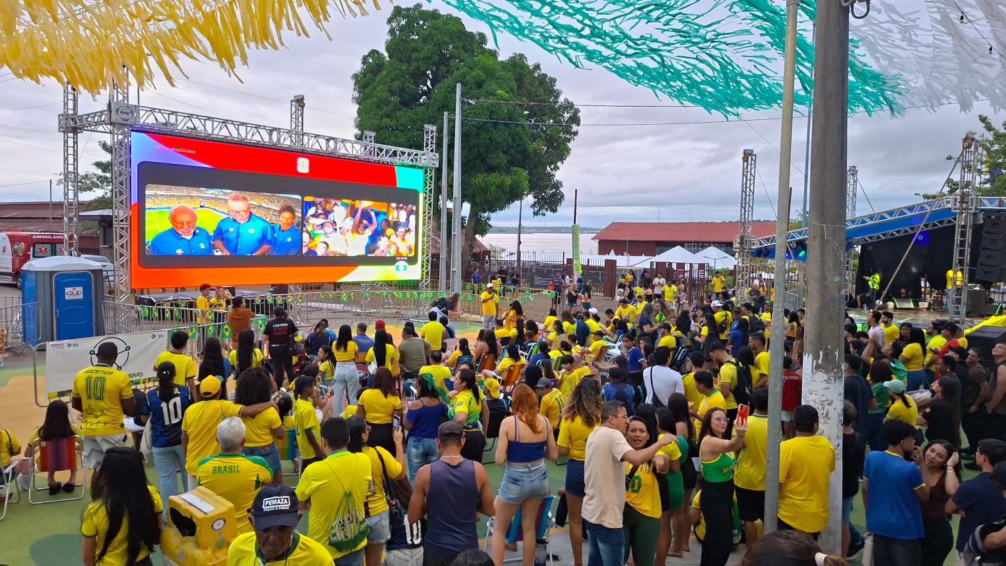 Música, dança e diversão transformam Rua do Hexa em grande encontro