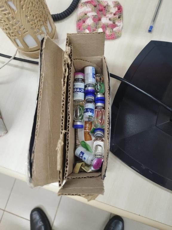 PF apreende medicamentos irregulares no Aeroporto de Maringá