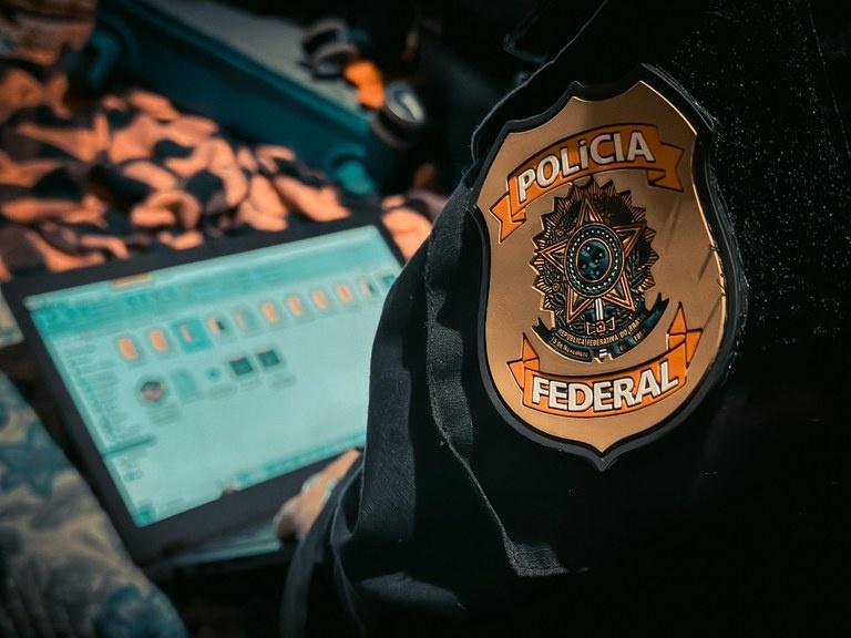 PF e PM/RJ prendem foragido por estupro de vulnerável