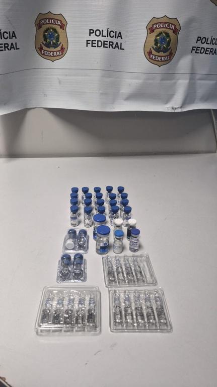 PF realiza prisões por importação ilegal de medicamentos no Aeroporto do Galeão