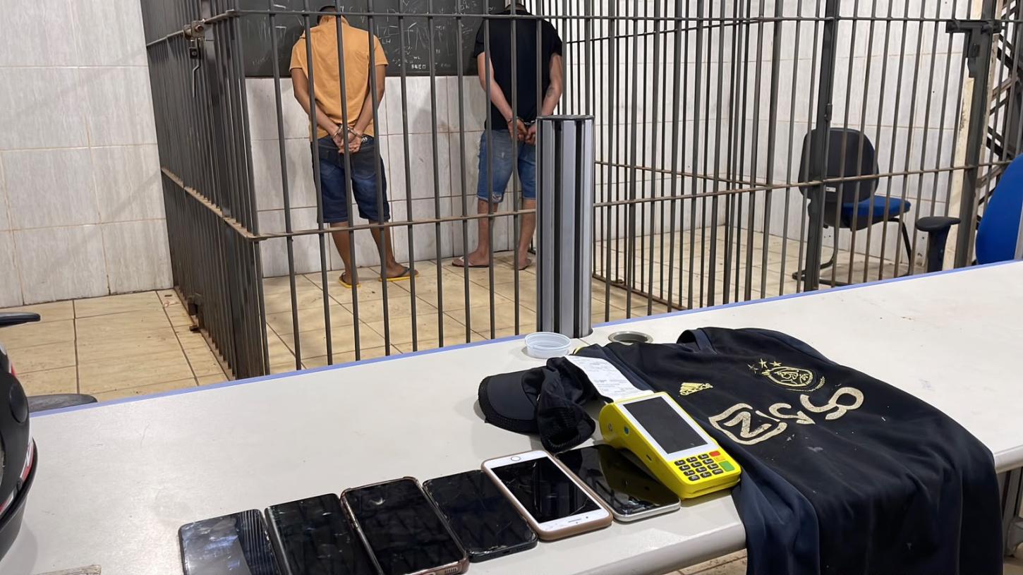 Rastreador de celular ajuda PM a prender trio após sequência de assaltos na zona Leste de Porto Velho