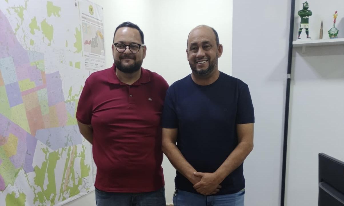 Vereador Wanoel cobra cronogramas de obras para o Baixo Madeira em reunião com Seinfra