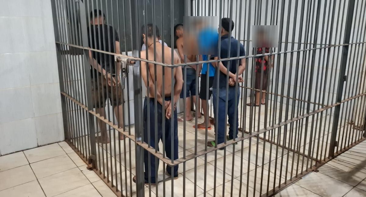 Operação da PM desarticula pontos de tráfico e leva sete pessoas à Central de Flagrantes