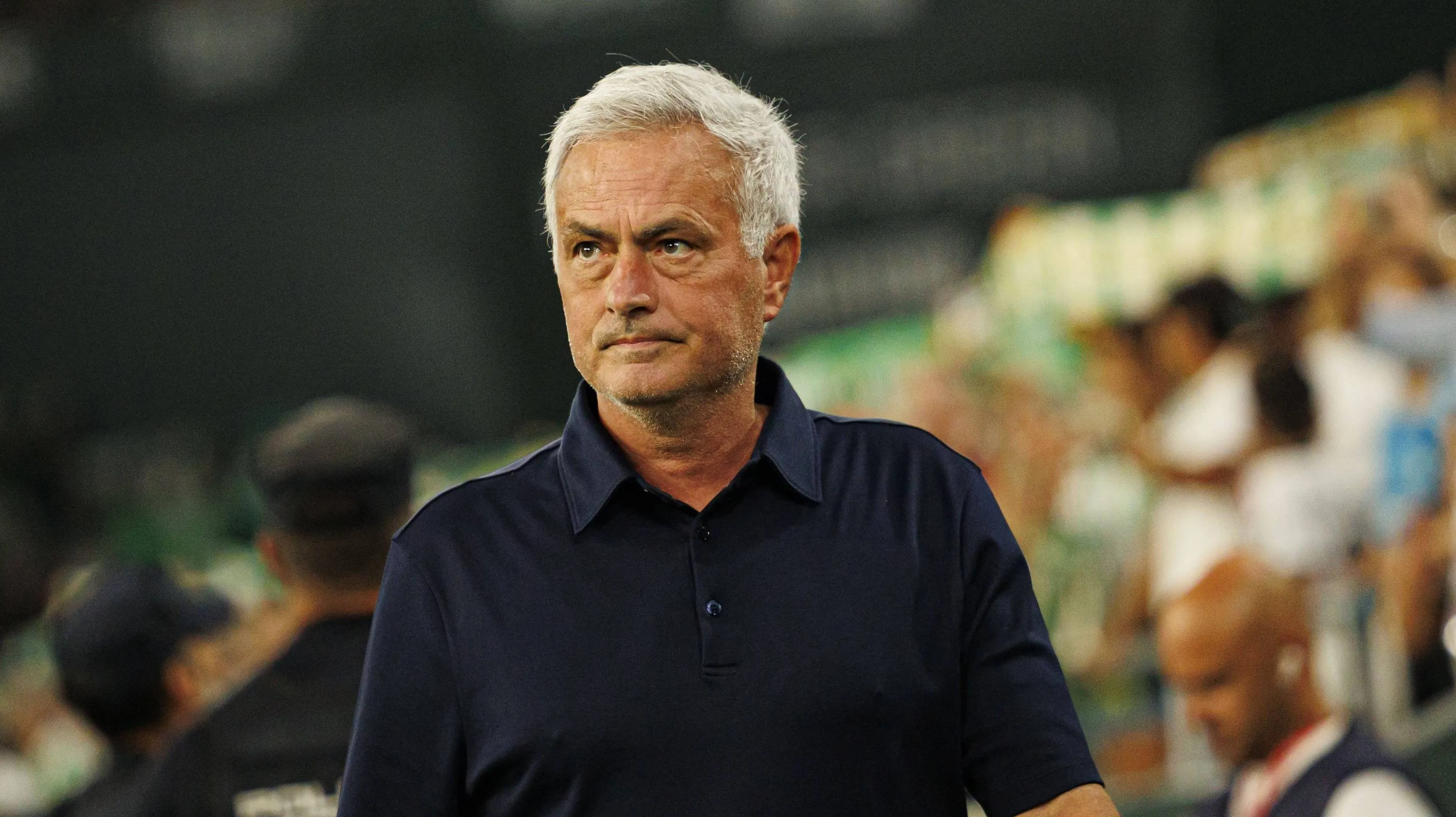 Após recusar propostas, zagueiro problemático do Real Madrid ganha chance de redenção com Mourinho