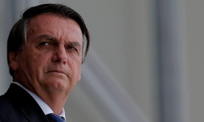Bolsonaro pede a Kassio suspensão da pena de 27 anos e 3 meses
