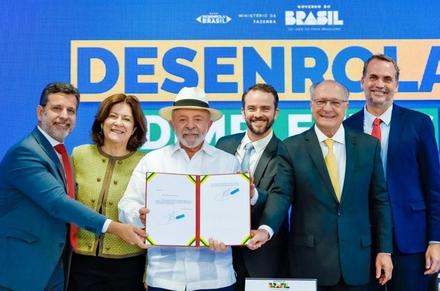 Desenrola: Lula anuncia compra de dívidas das famílias por R$ 15 bilhões