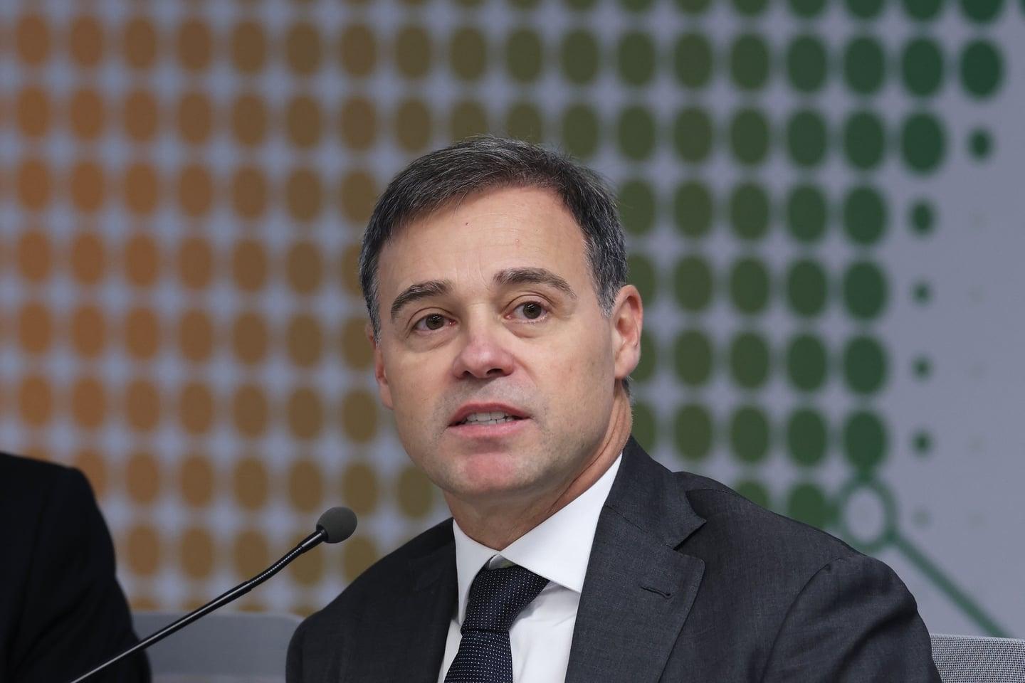 Mendonça afasta diretor-geral da PF e cita “1984” ao criticar relatórios de inteligência - Capital Rondônia