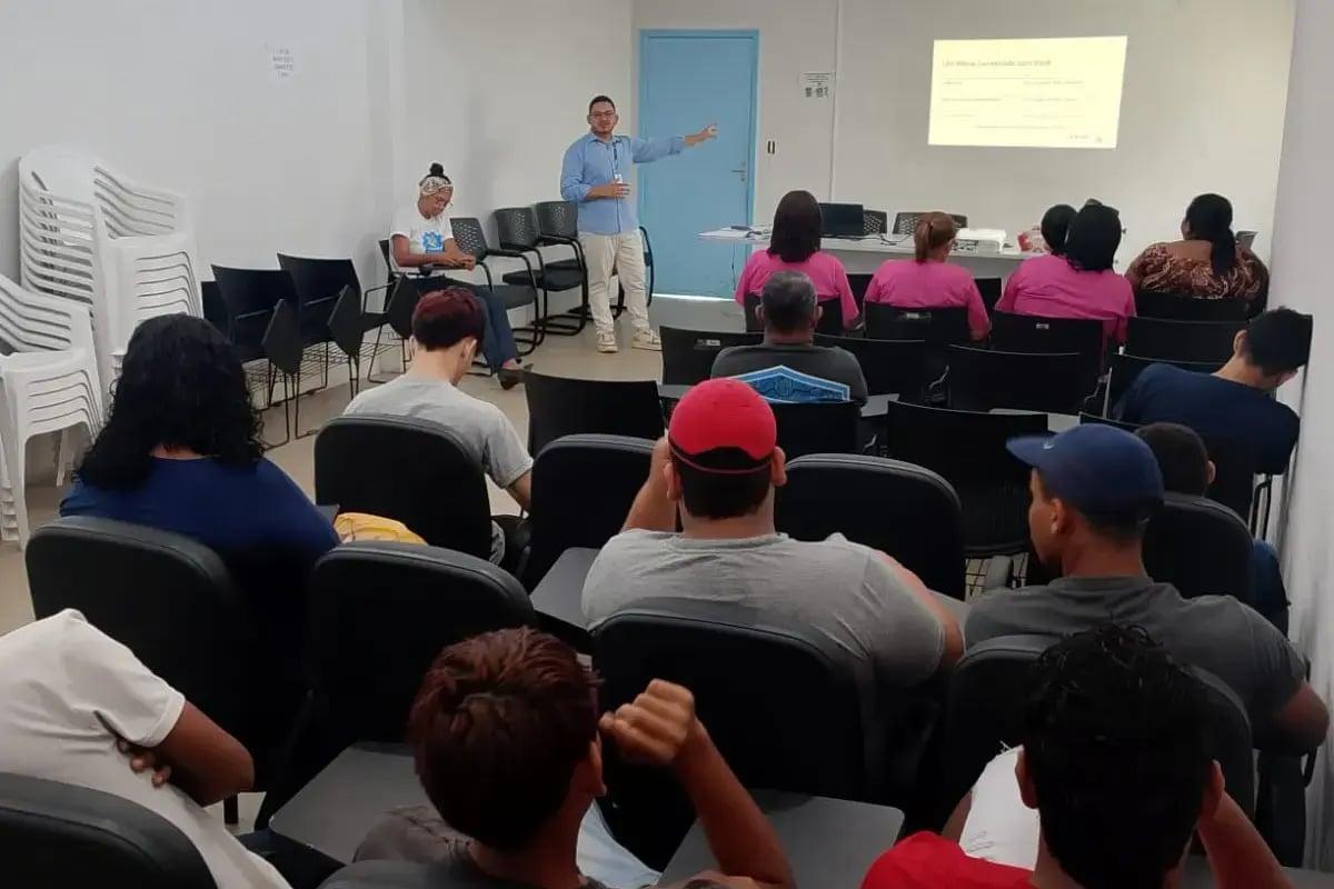 Semias promove palestra e oficina para socioeducandos com foco em autoconhecimento e novas perspectivas