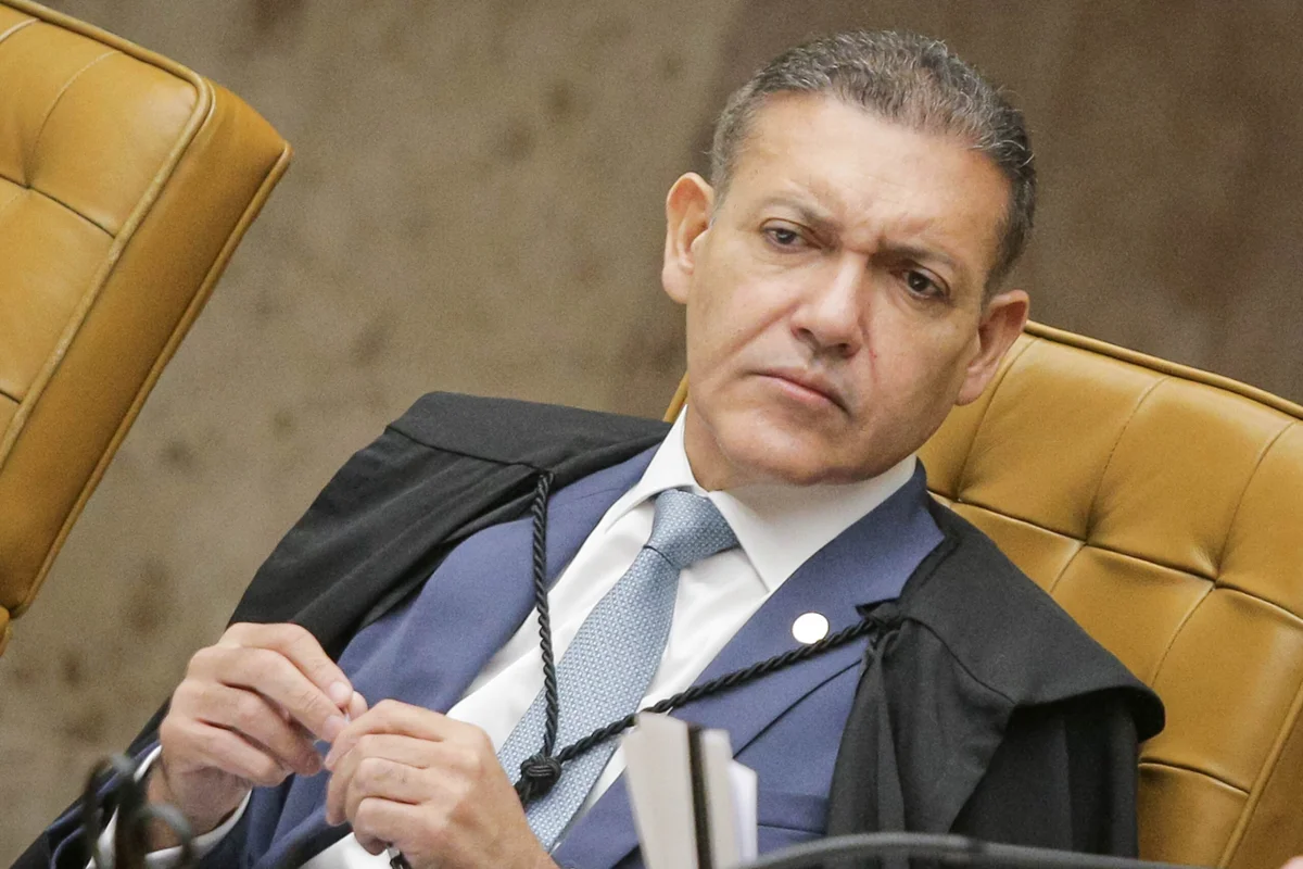 Kassio pretende levar pedido de soltura de Bolsonaro ao plenário após o segundo turno