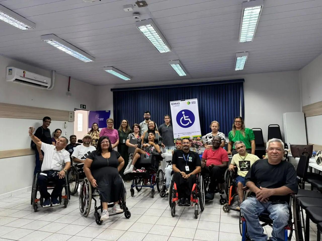 Prefeitura apresenta oficina itinerante para manutenção de cadeiras de rodas