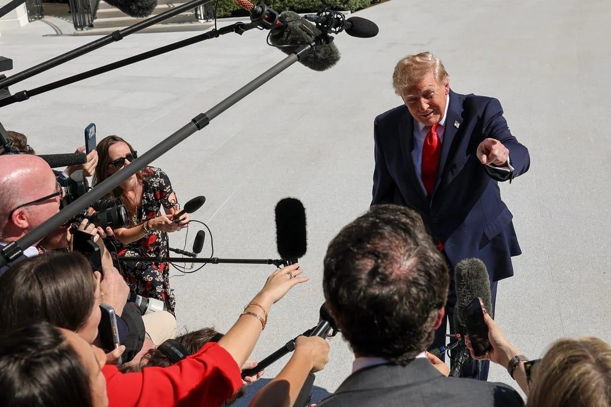 Trump declara que está atento às eleições no Brasil a três dias do pleito