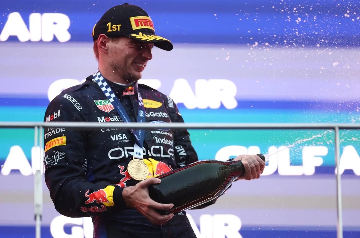 Verstappen supera Prost e chega a 11 temporadas seguidas com vitória na F1