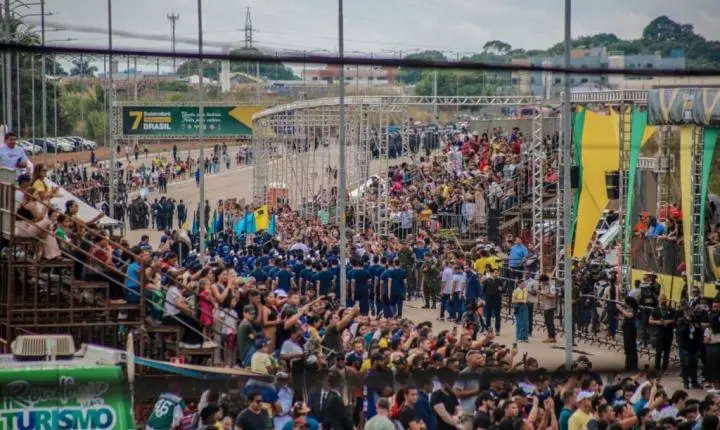 Avenida Santos Dumont será palco do maior desfile de 7 de Setembro de Rondônia