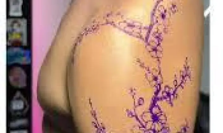 É ombro, é perna ou é outra coisa? Foto de tatuagem toma conta dos grupos de WhatsApp
