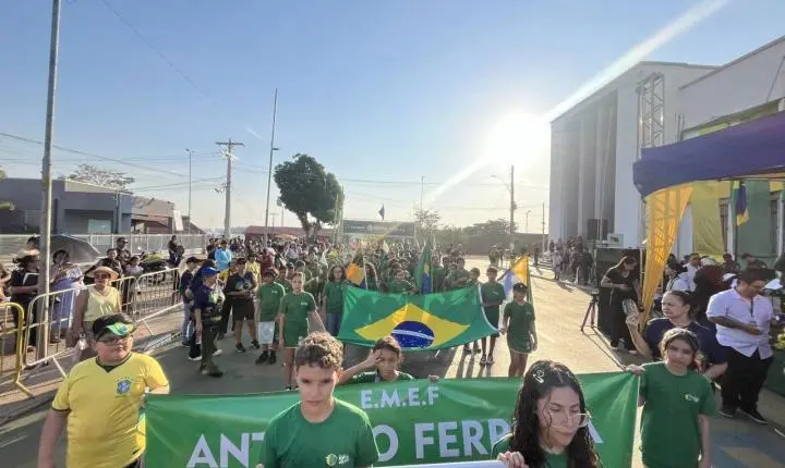 Estudantes dão início às celebrações da Semana da Pátria em Porto Velho