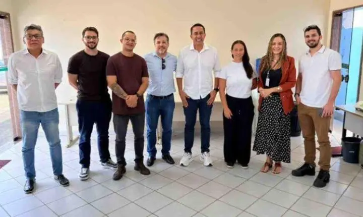 Eyder Brasil relata articulação para ampliar formação de servidores da Politec