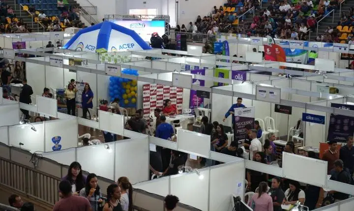 Mais de mil vagas estarão disponíveis no Feirão de Emprego