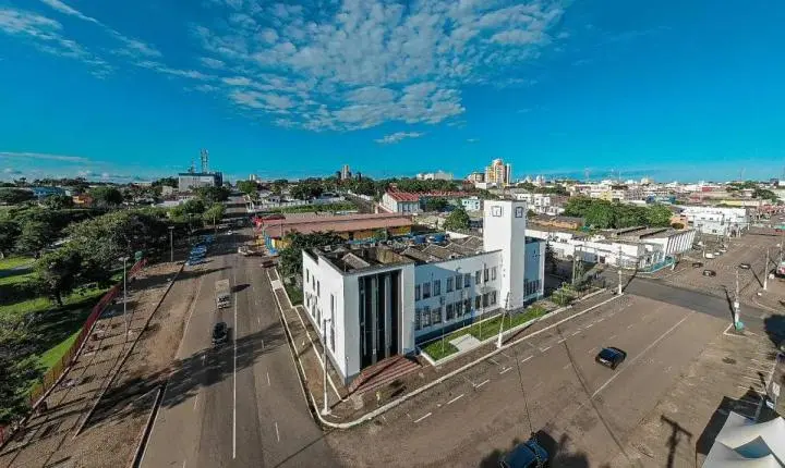 Nova lei garante adaptações no ambiente de trabalho para servidores com deficiência em Porto Velho